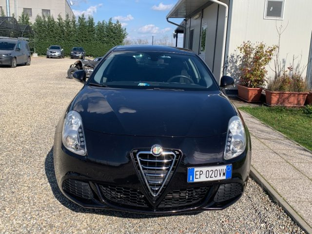 ALFA ROMEO Giulietta usata, con Airbag