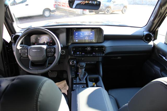 TOYOTA Land Cruiser usata, con Park Distance Control