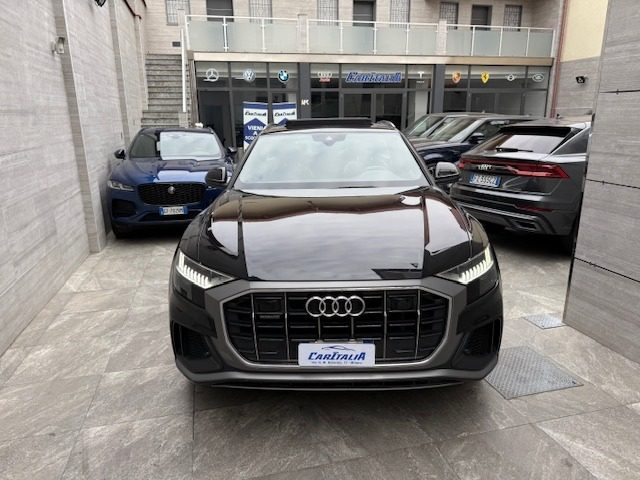 AUDI Q8 usata, con Airbag