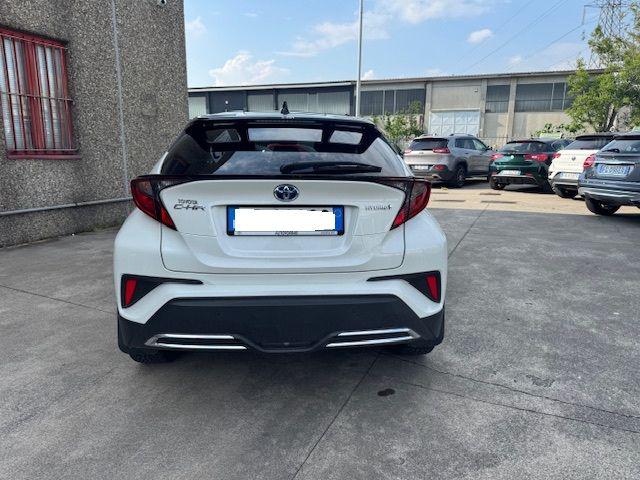 TOYOTA C-HR usata, con Autoradio