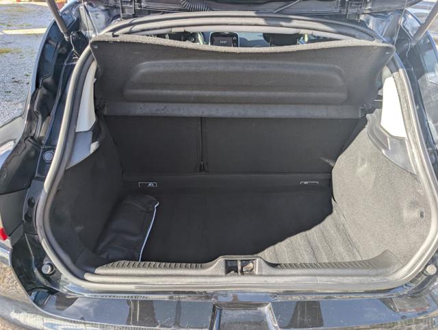 RENAULT Clio usata, con Park Distance Control