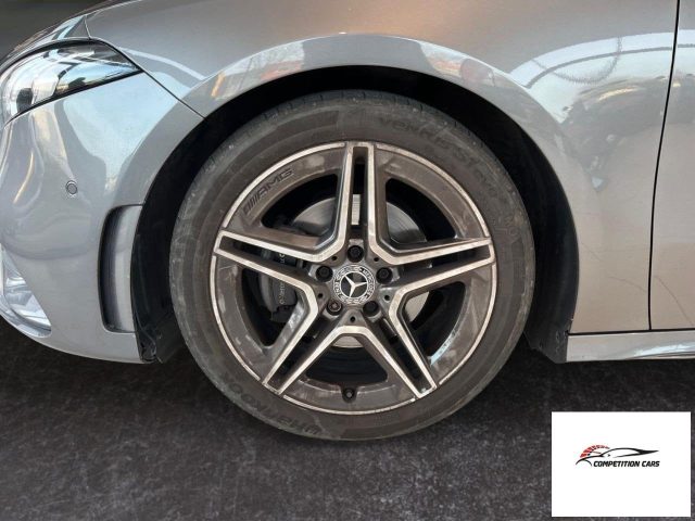 MERCEDES-BENZ A 180 usata, con Telecamera per parcheggio assistito