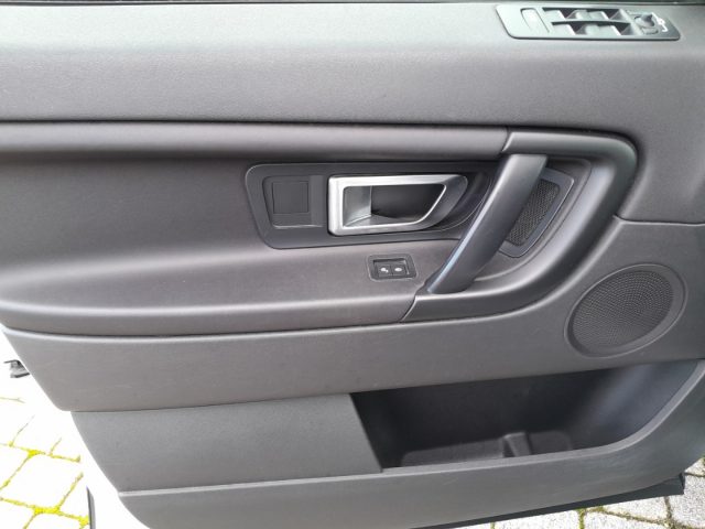 LAND ROVER Discovery Sport usata, con USB