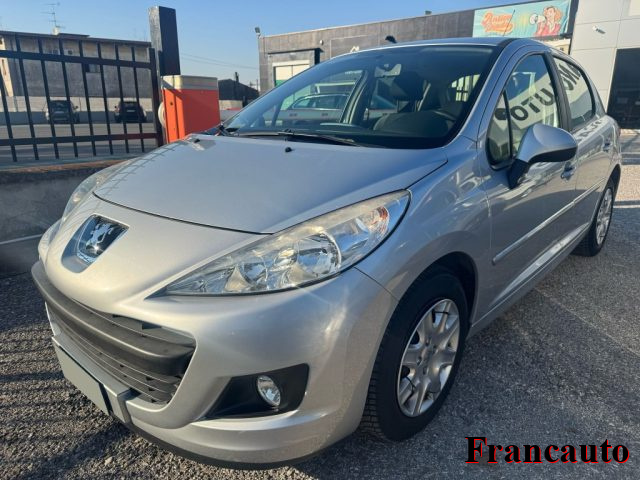 PEUGEOT 207 usata, con ABS