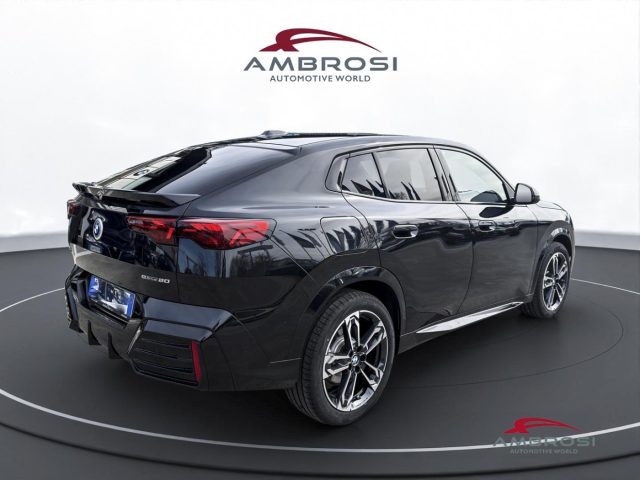 BMW iX2 usata 2