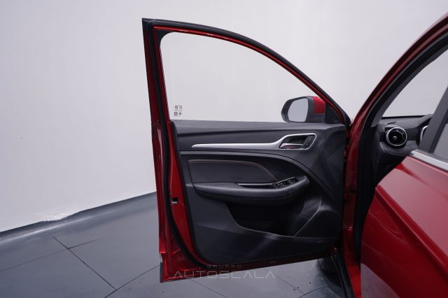 MG ZS usata, con Controllo automatico clima