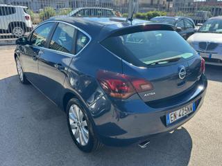 OPEL Astra usata, con Autoradio