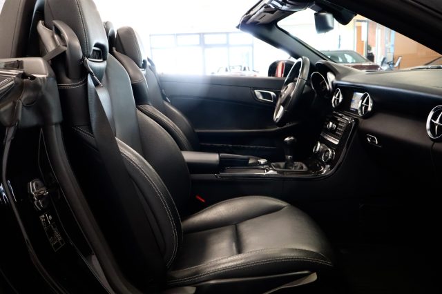 MERCEDES-BENZ SLK 200 usata, con ESP