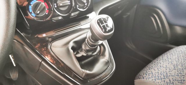 LANCIA Ypsilon usata, con Servosterzo