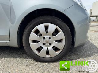 TOYOTA Yaris usata, con Ruotino
