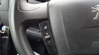 PEUGEOT Boxer usata, con Bluetooth