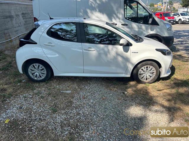 TOYOTA Yaris usata, con Cerchi in lega