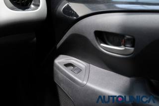 TOYOTA Aygo usata, con Sensore di luce