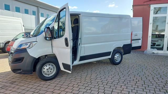 OPEL Movano usata, con Divisori per bagagliaio