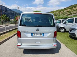 VOLKSWAGEN Caravelle usata, con Autoradio