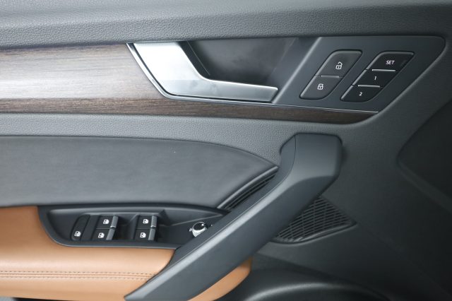 AUDI Q5 usata 16