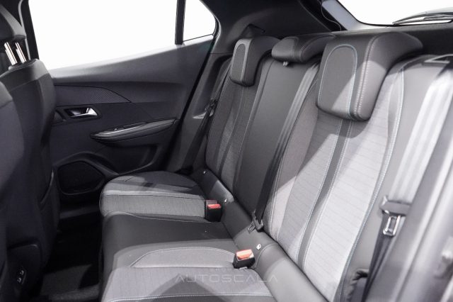PEUGEOT 2008 usata, con Autoradio digitale