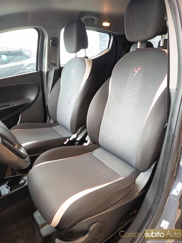 LANCIA Ypsilon usata 23