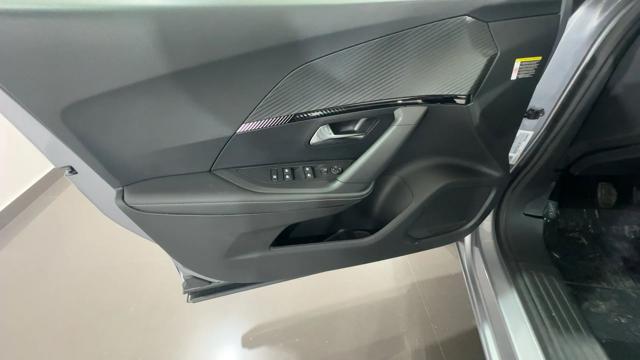 PEUGEOT 2008 usata, con Specchietti laterali elettrici