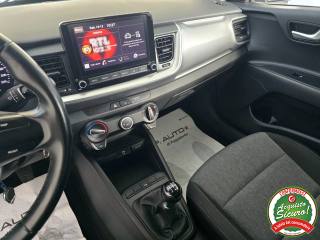 KIA Stonic usata, con Sensori di parcheggio posteriori