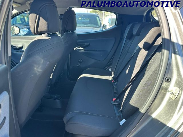 LANCIA Ypsilon usata, con Fendinebbia