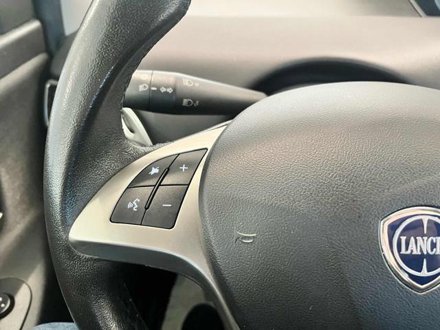 LANCIA Ypsilon usata, con Autoradio digitale
