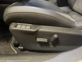 PEUGEOT 208 usata, con Sedile posteriore sdoppiato