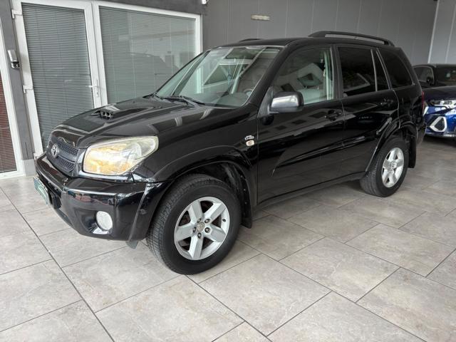 TOYOTA RAV 4 usata, con Airbag laterali