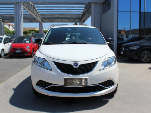 LANCIA Ypsilon usata, con Airbag