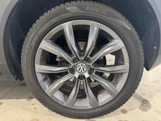 VOLKSWAGEN T-Roc usata, con Fendinebbia