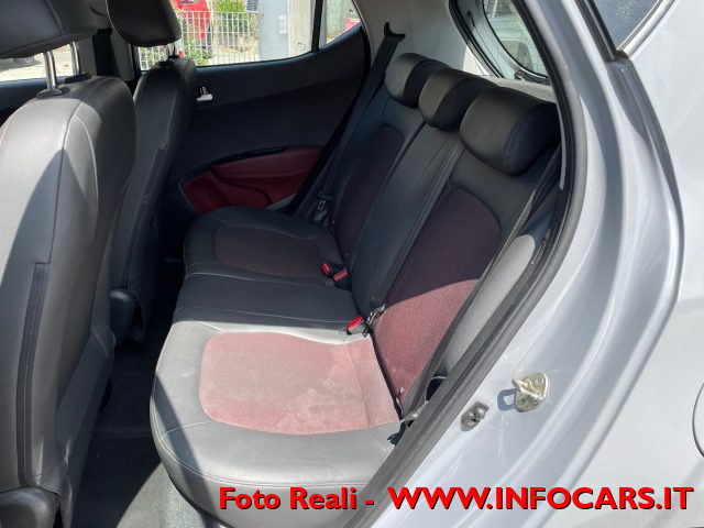 HYUNDAI i10 usata, con Autoradio