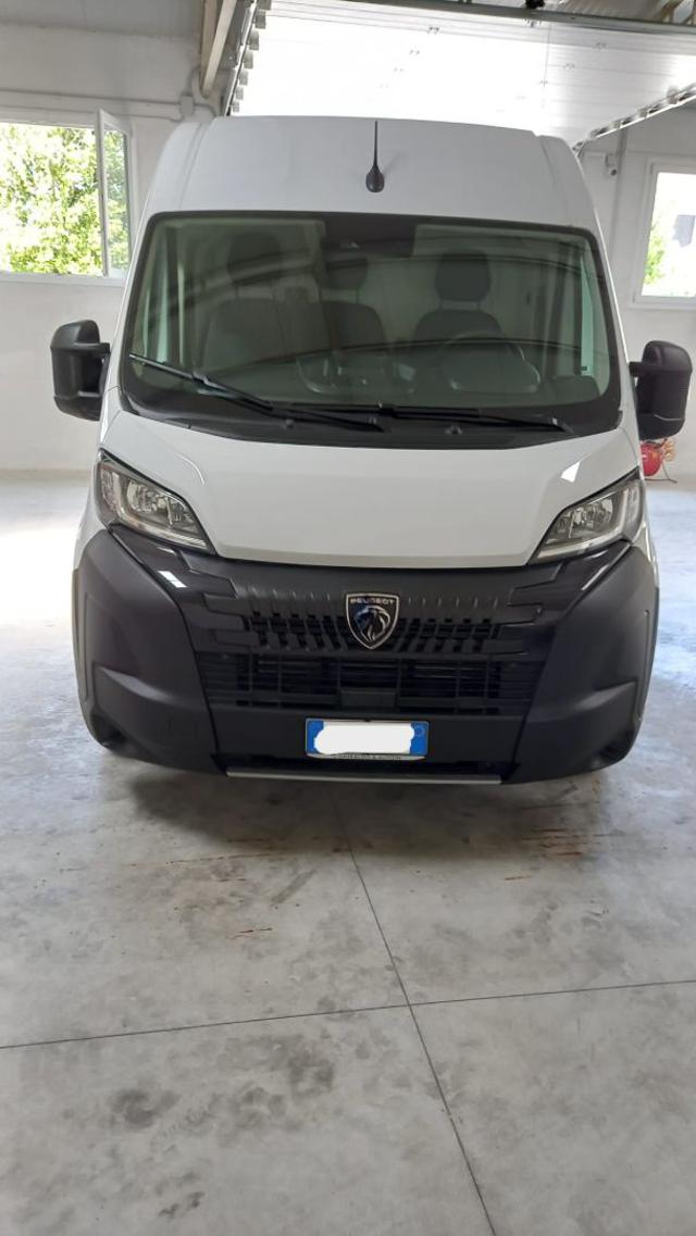 PEUGEOT Boxer usata, con ABS