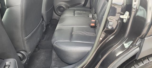 NISSAN Juke usata, con Autoradio