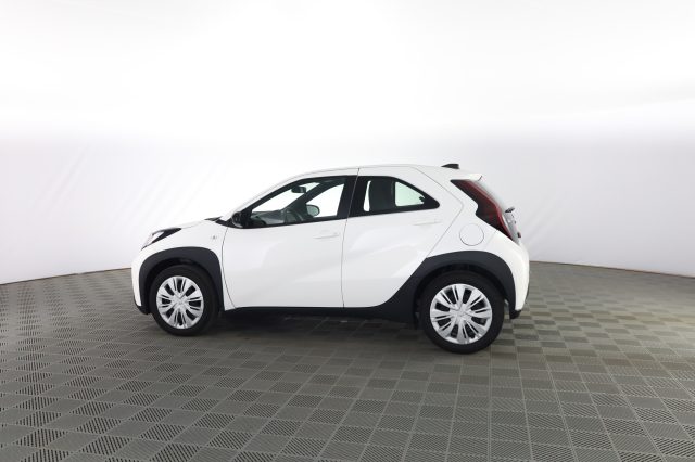 TOYOTA Aygo X usata 5