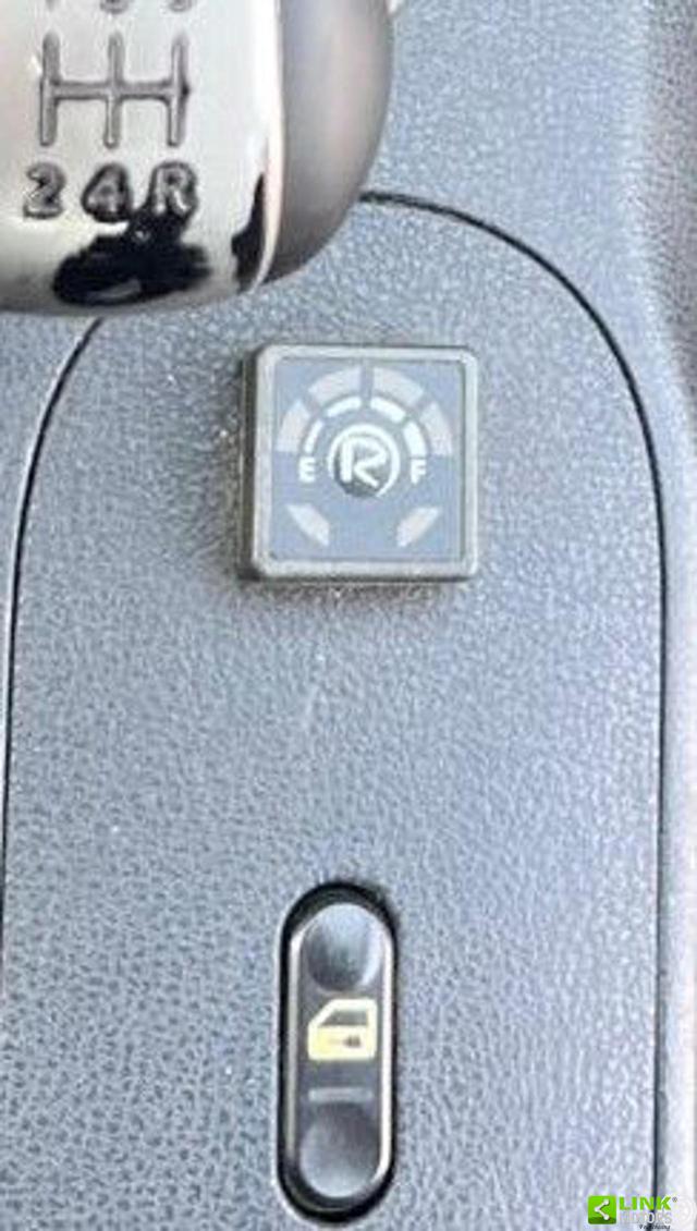 NISSAN Qashqai usata, con Climatizzatore