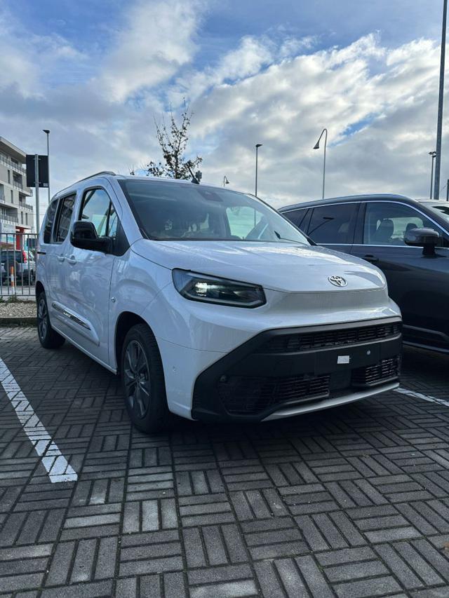 TOYOTA Proace City Verso usata, con Airbag