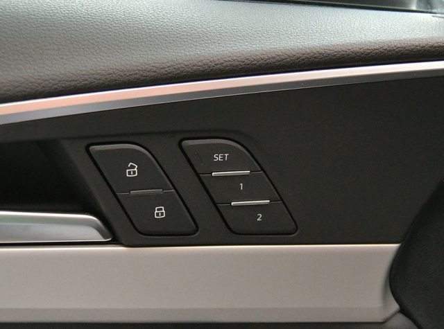 AUDI A4 usata, con Autoradio