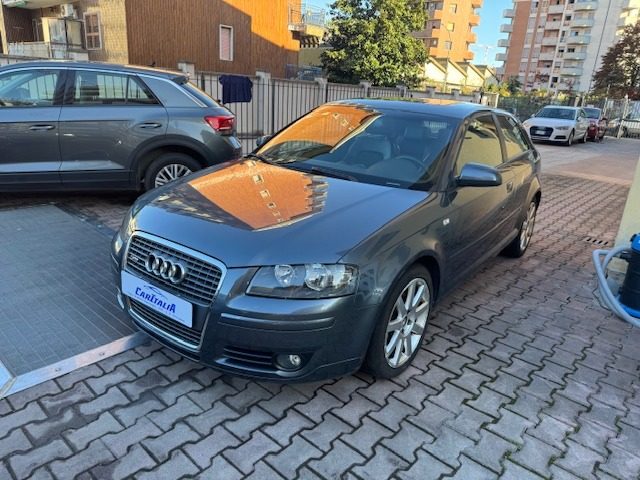 AUDI A3 usata, con Airbag laterali