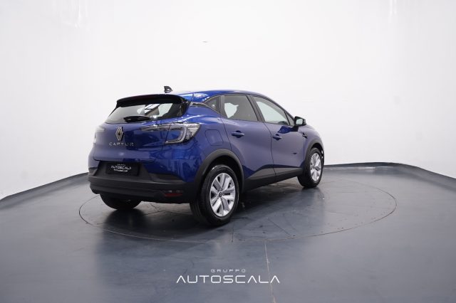 RENAULT Captur usata, con USB