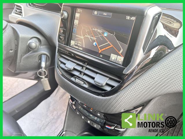 PEUGEOT 2008 usata, con Specchietti laterali elettrici