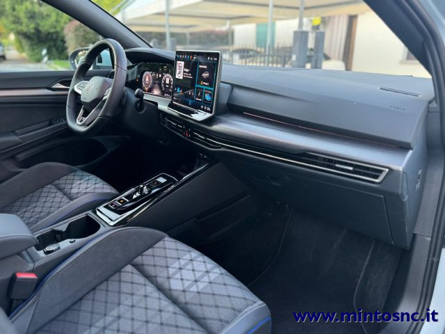 VOLKSWAGEN Golf usata, con Park Distance Control