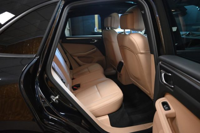 PORSCHE Macan usata 37