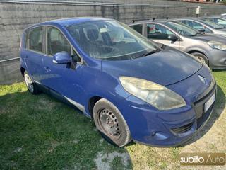 RENAULT Scenic usata, con Alzacristalli elettrici
