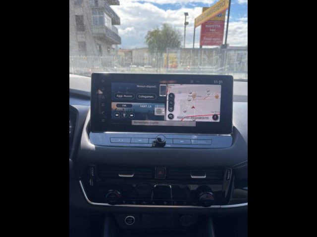 NISSAN Qashqai usata, con Fari LED
