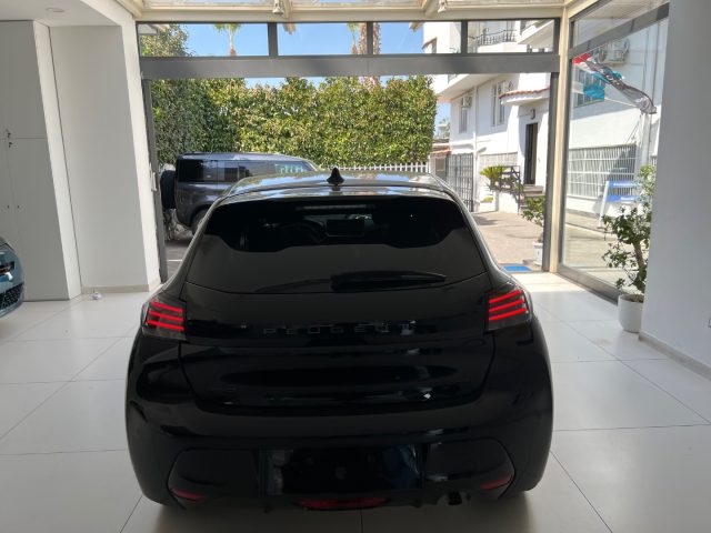 PEUGEOT 208 usata, con MP3