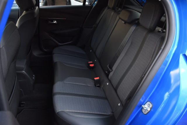 PEUGEOT 208 usata, con Boardcomputer