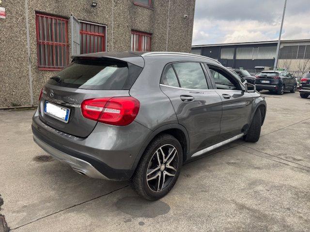 MERCEDES-BENZ GLA 200 usata, con Airbag Passeggero