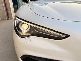 ALFA ROMEO Stelvio usata, con Fari LED