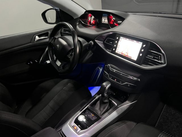 PEUGEOT 308 usata, con Climatizzatore
