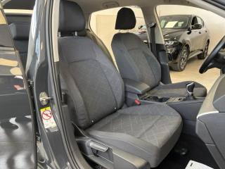 VOLKSWAGEN Golf usata, con Climatizzatore